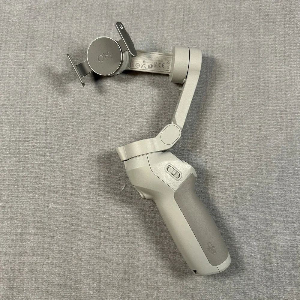DJI Osmo Mobile SE Gimbal *DEVICE ONLY* 3-Axis Portable Smartphone Stabilizer